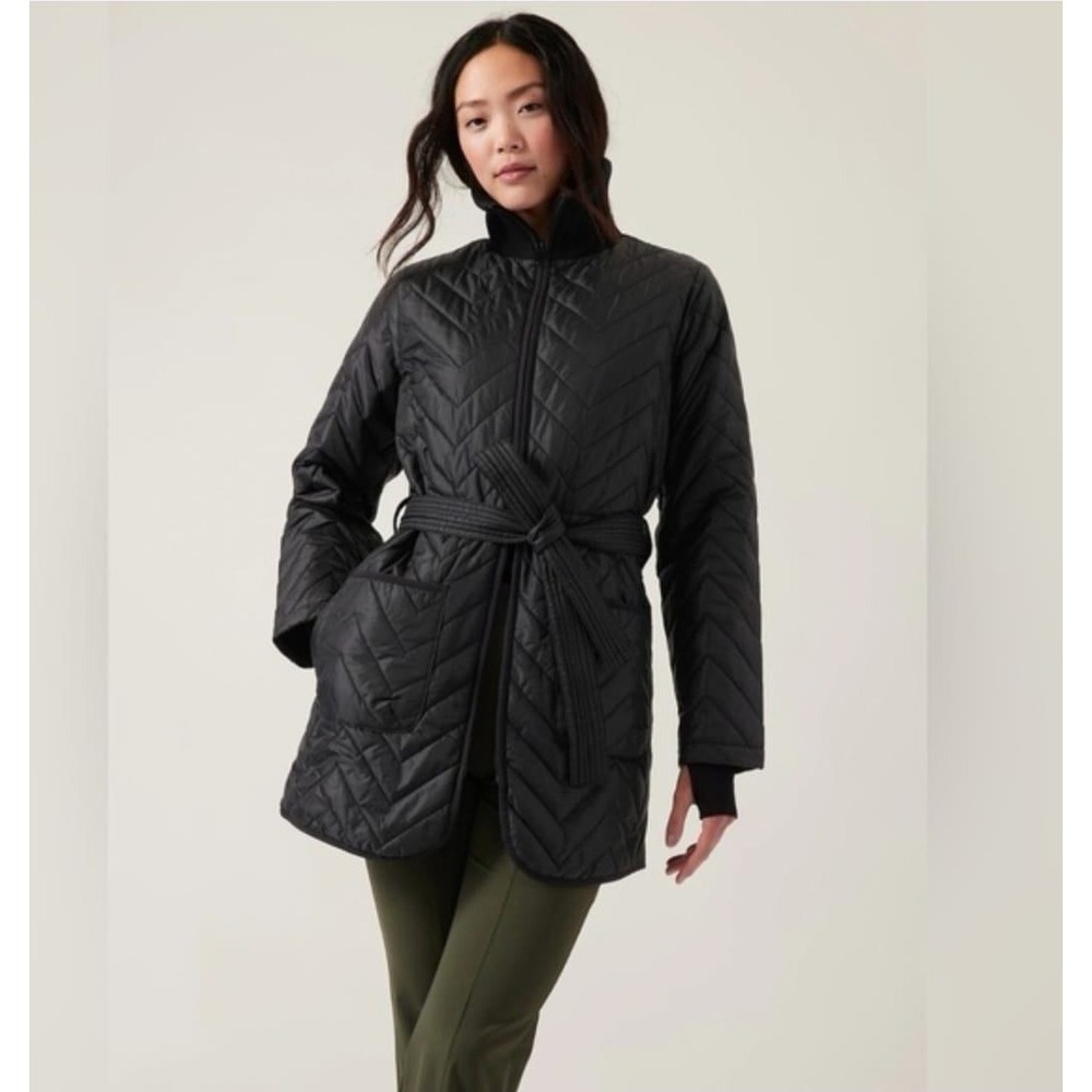 Athleta Mendocino Coat Black Chevron Quilted Belted Puffer Jacket Large